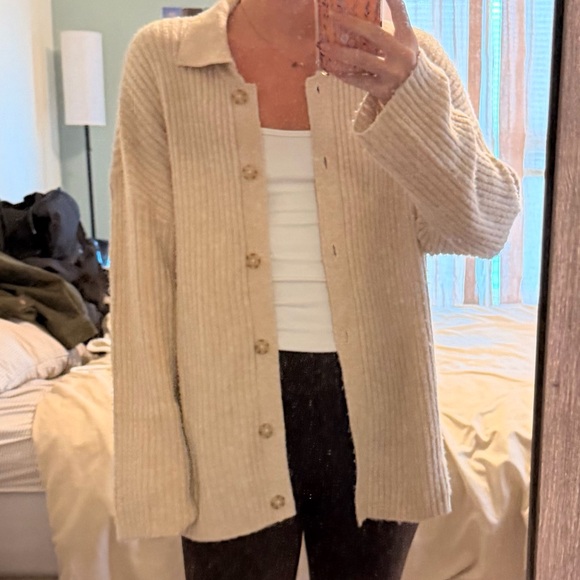 American Eagle Outfitters Sweaters - American Eagle Outfitters Cream Cardigan Sweater